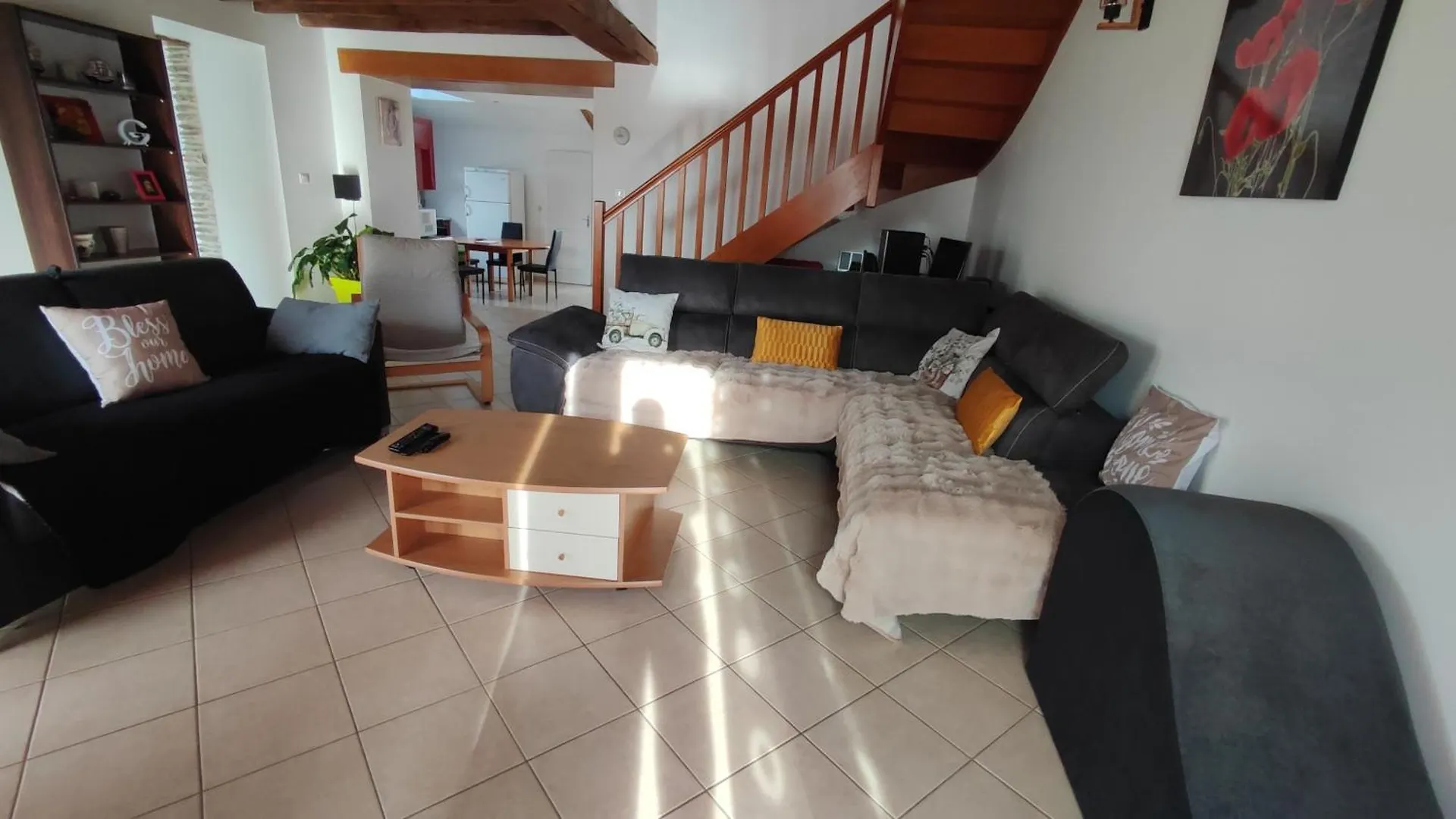 Holiday home Broceliande Calme Breton, Spa, Wifi, Amazon-Disney Tv, 4 Lits, Freebox Revolution,Draps, Cafe, The Guer