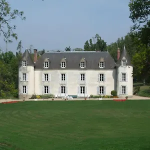 Chateau De La Ville-hue Bed & Breakfast